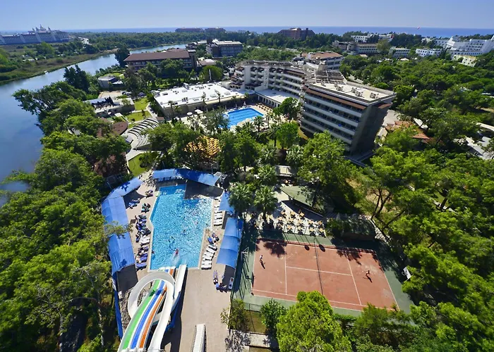 Linda ResortResort Hotel